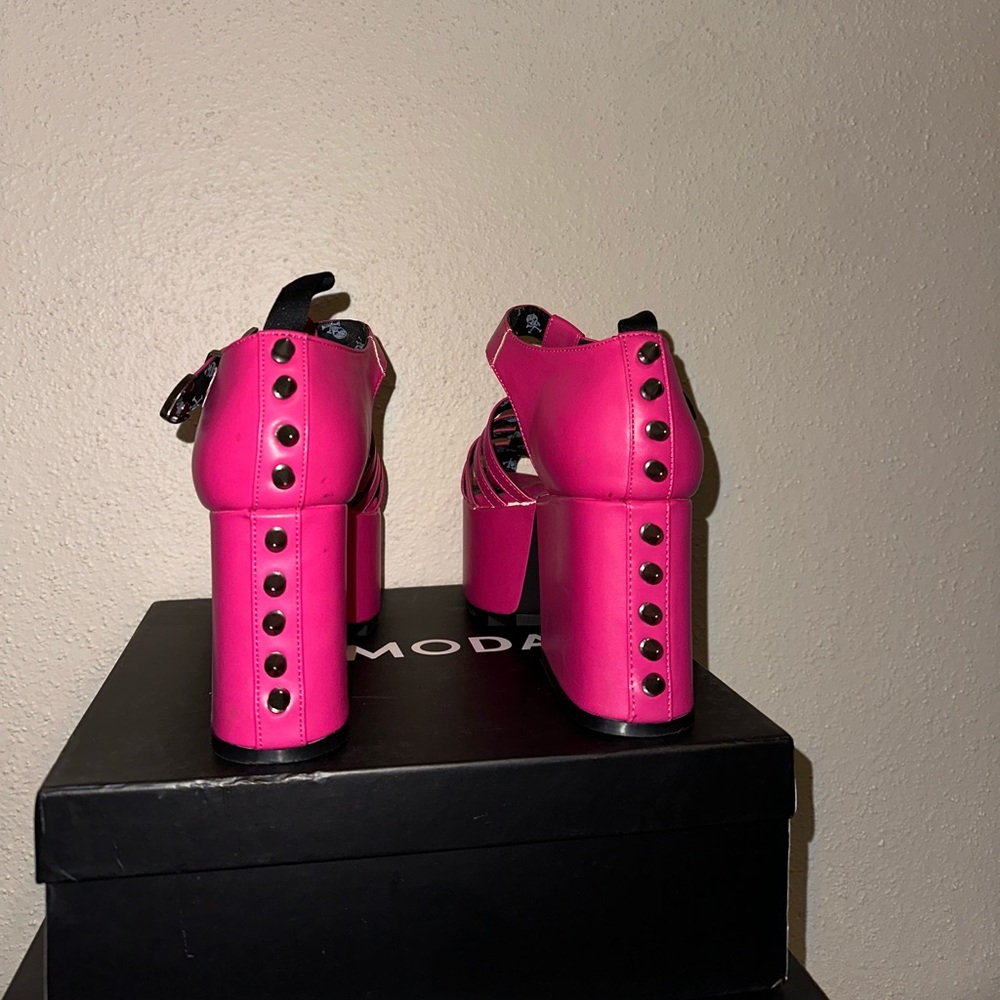Pink platform sandals, in their original box, only worn twice